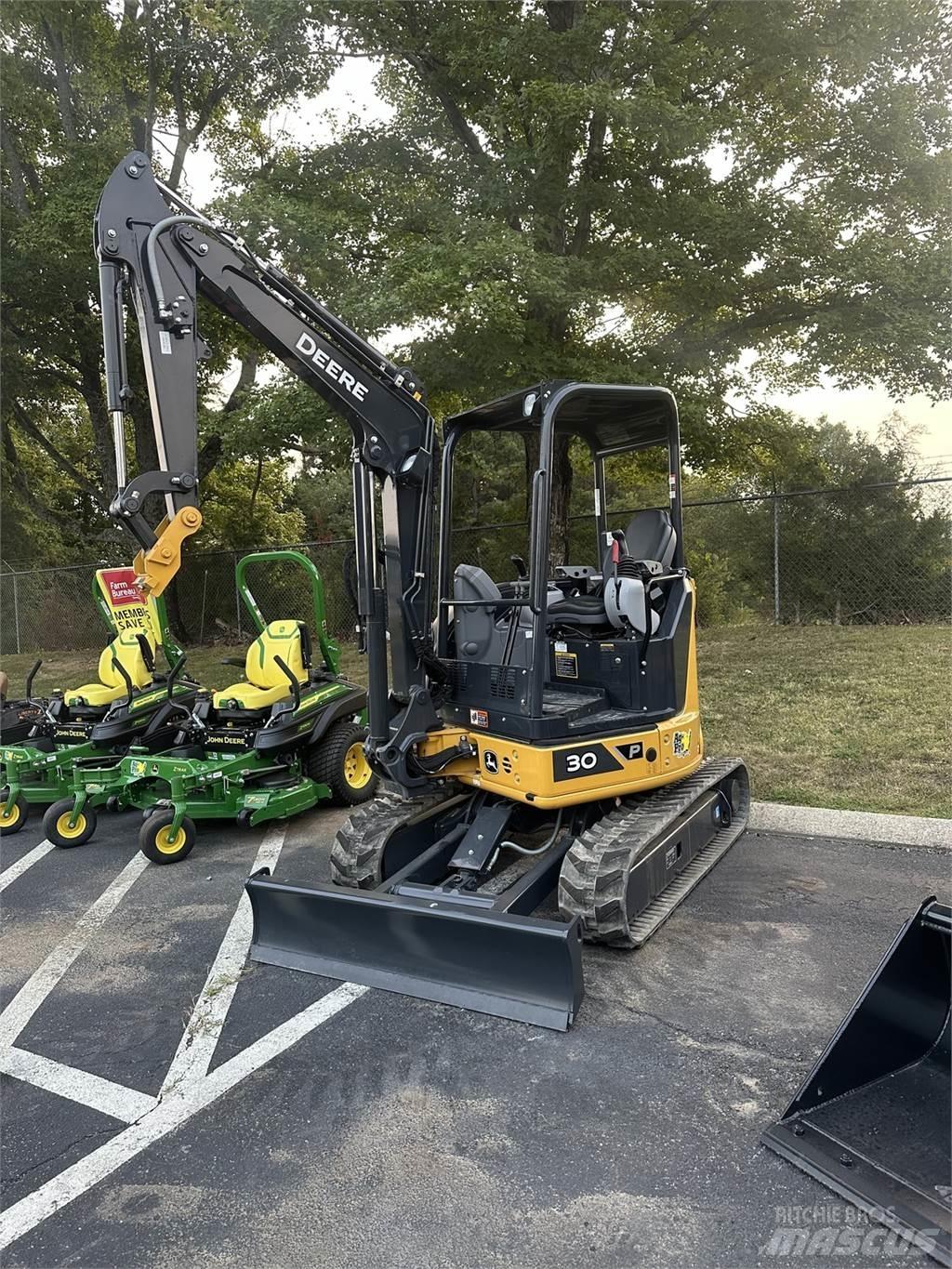 John Deere 30 P 小型挖掘机