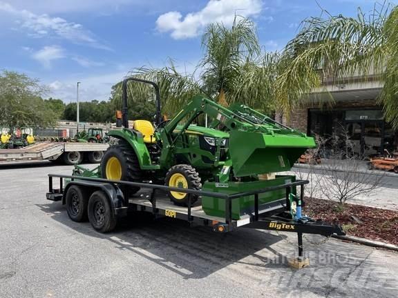 John Deere 3025D 小型拖拉机