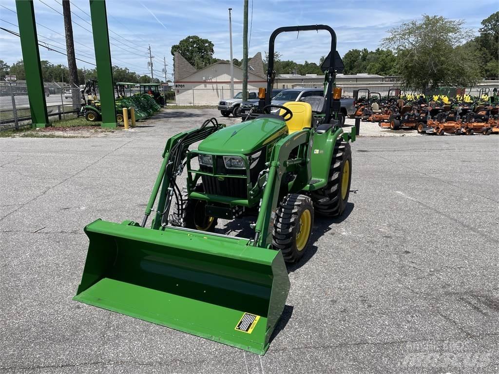 John Deere 3025E 小型拖拉机
