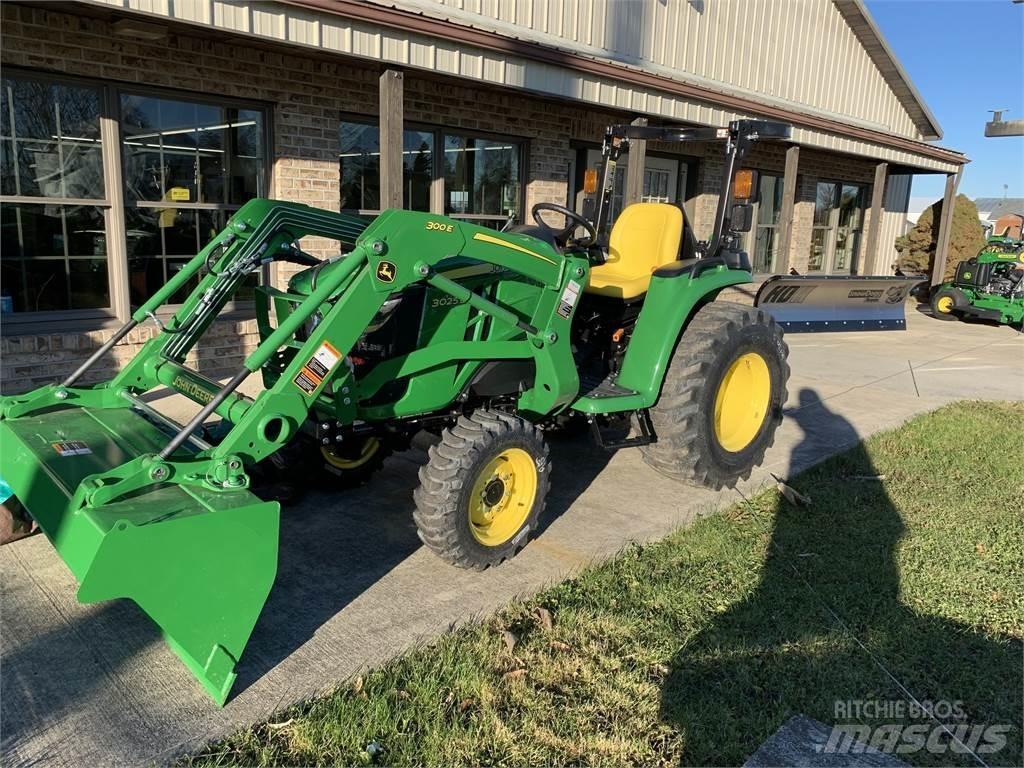 John Deere 3025E 小型拖拉机