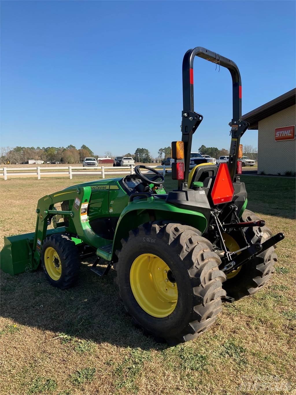 John Deere 3025E 小型拖拉机