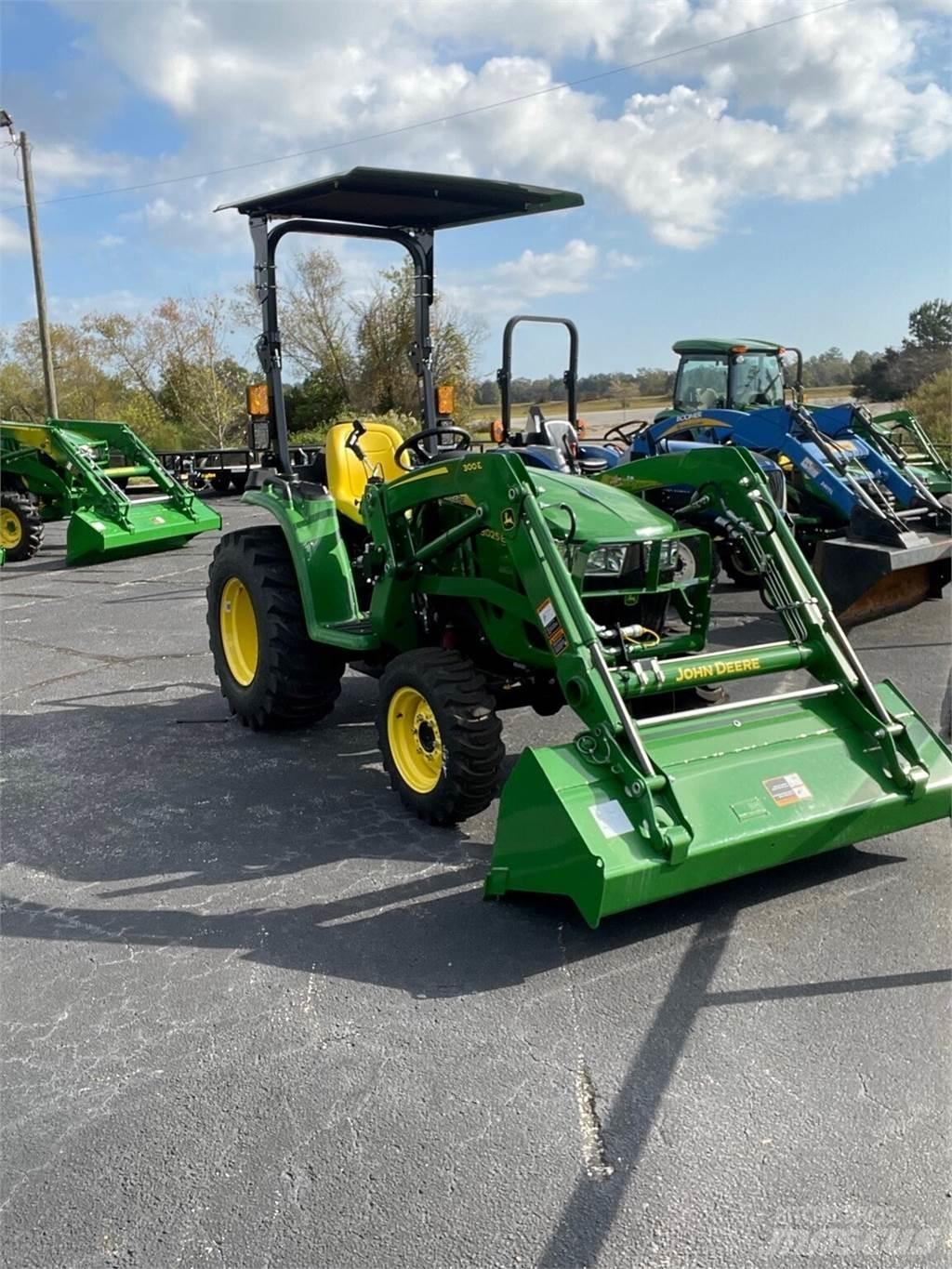 John Deere 3025E 小型拖拉机