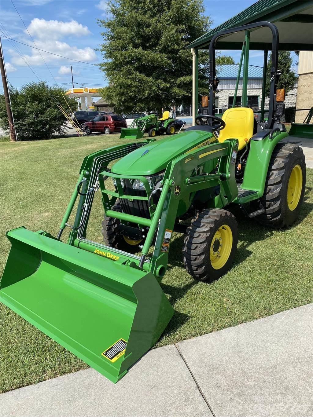 John Deere 3025E 小型拖拉机