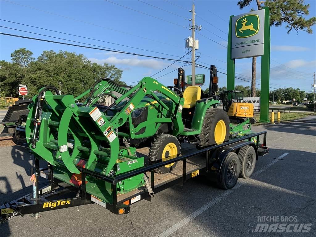John Deere 3032E 小型拖拉机