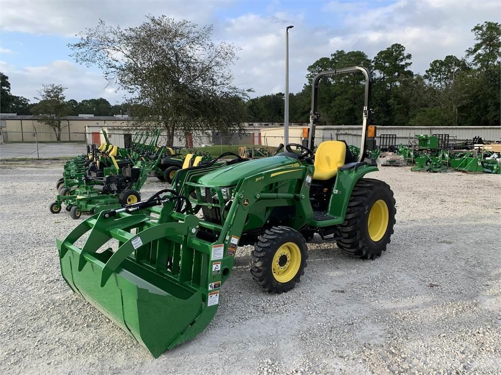 John Deere 3032E 小型拖拉机