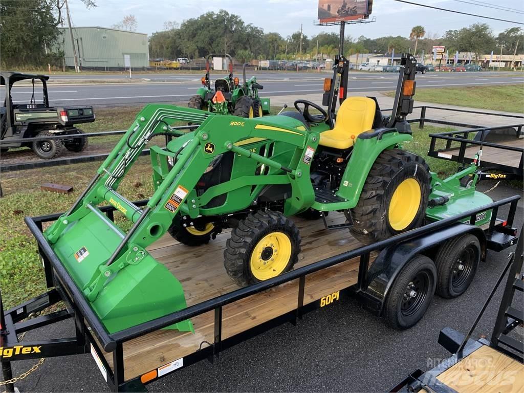John Deere 3032E 小型拖拉机