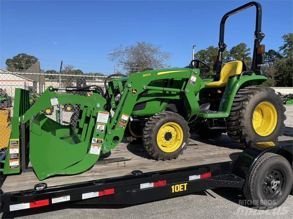 John Deere 3032E 小型拖拉机