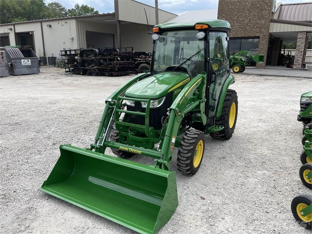 John Deere 3033R 小型拖拉机