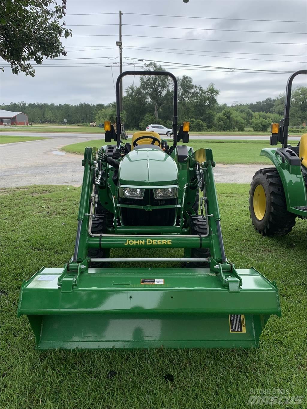 John Deere 3035D 小型拖拉机