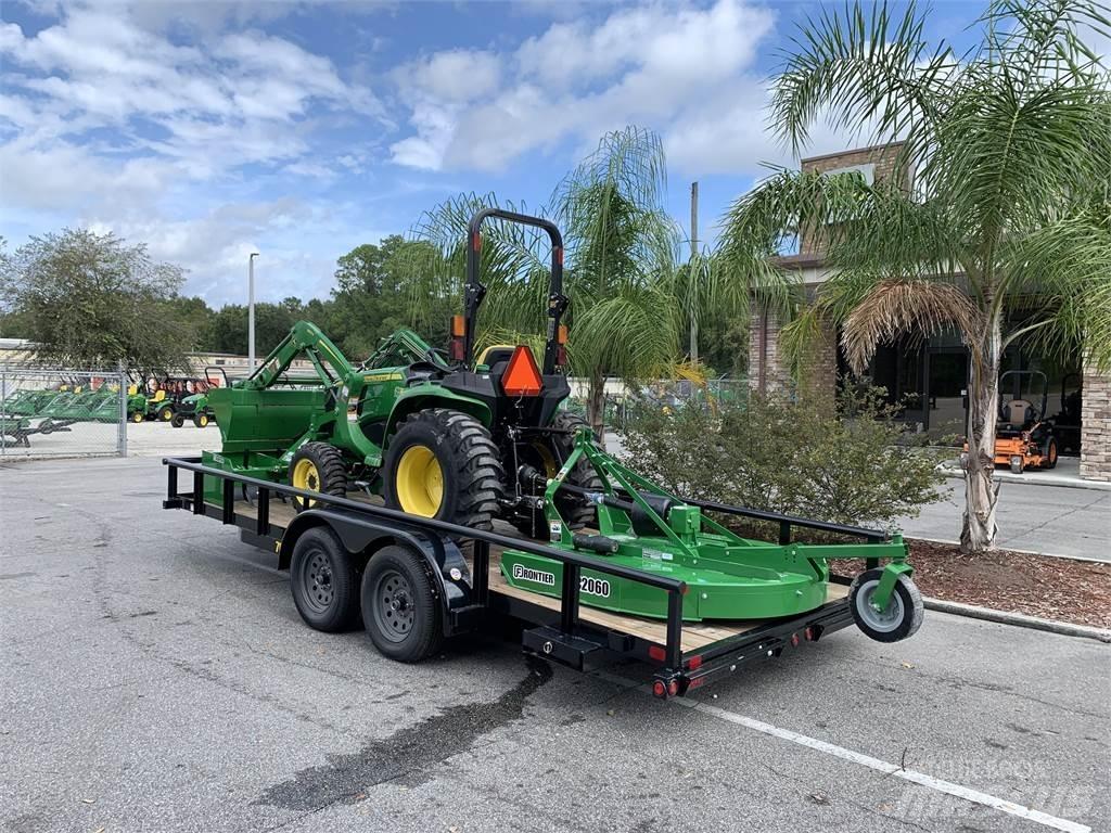 John Deere 3038E 小型拖拉机