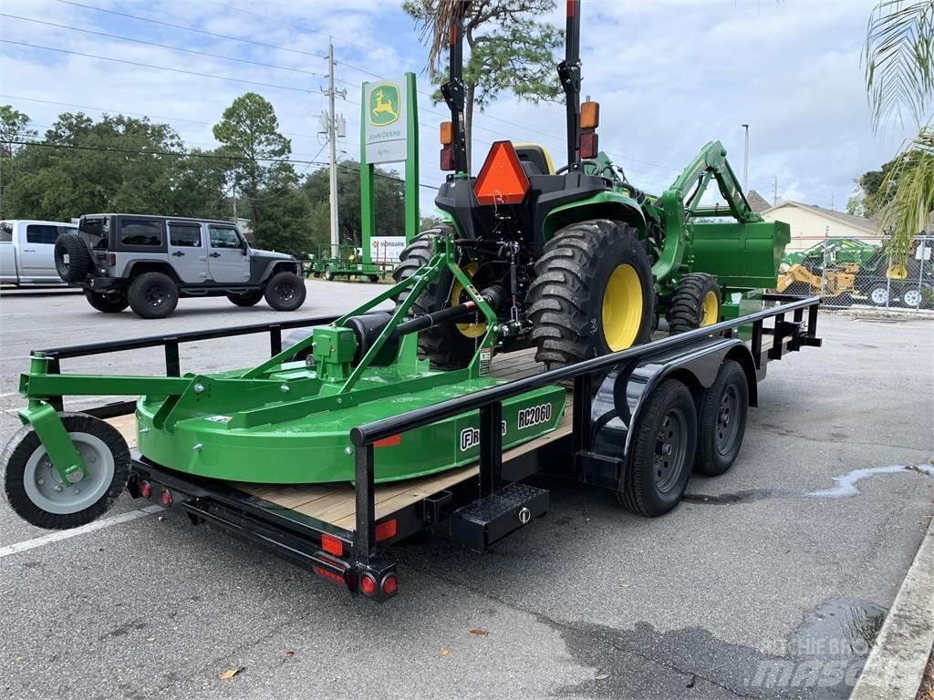 John Deere 3038E 小型拖拉机
