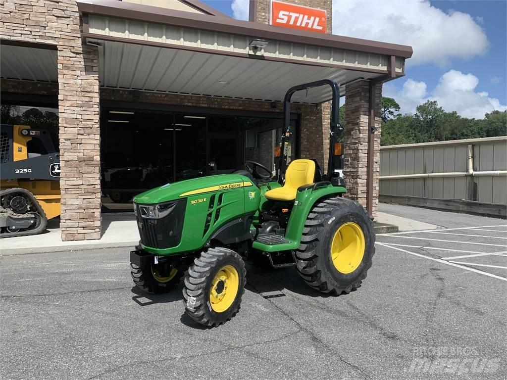 John Deere 3038E 小型拖拉机