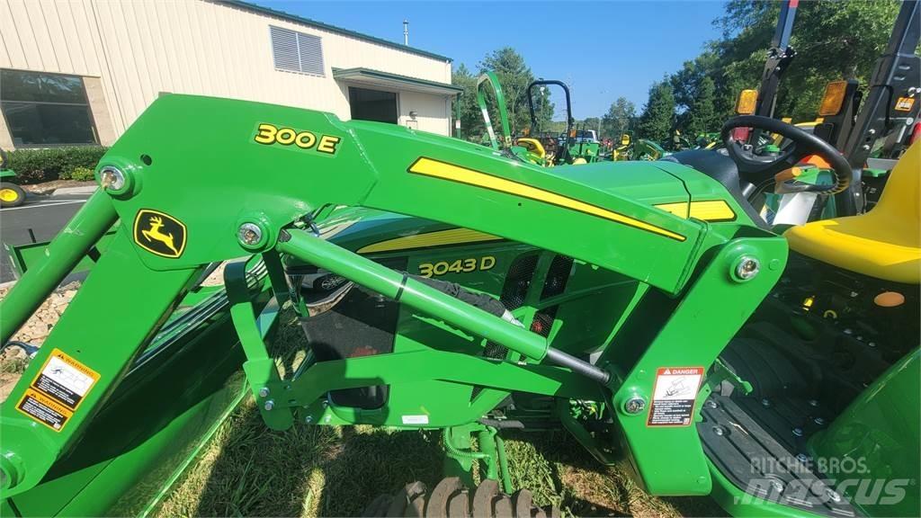 John Deere 3043D 拖拉机/农用车