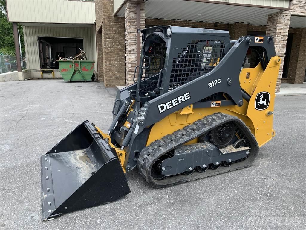 John Deere 317G 小型装载机