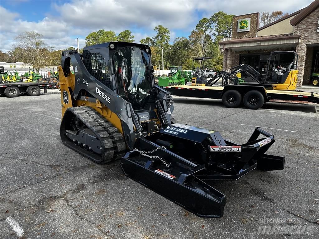 John Deere 317G 小型装载机