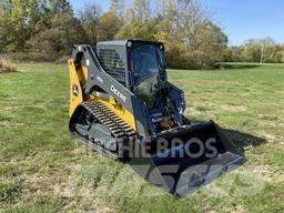 John Deere 317G 小型装载机