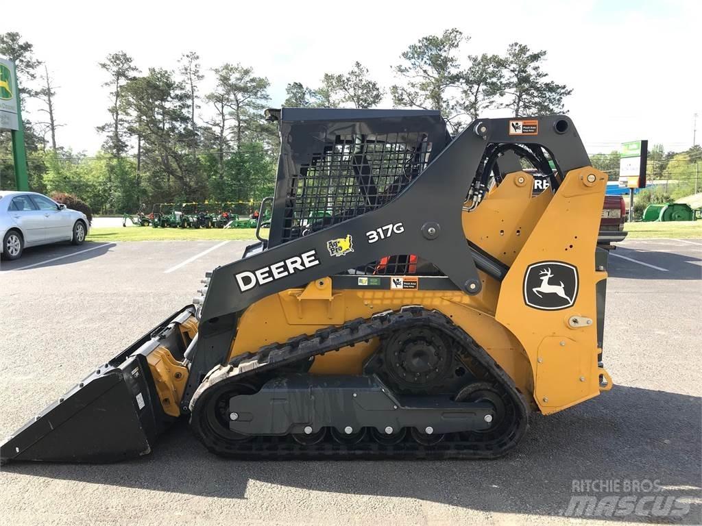 John Deere 317G 小型装载机