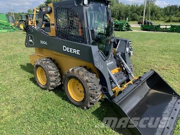 John Deere 320G 滑移装载机