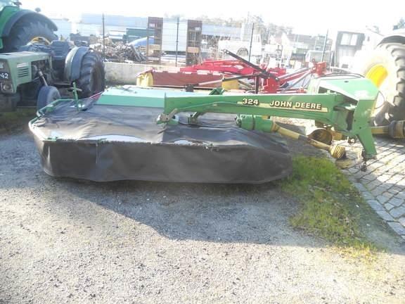 John Deere 324 割草调节装置