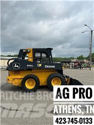 John Deere 324G 滑移装载机