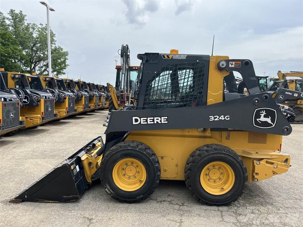 John Deere 324G 滑移装载机