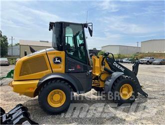 John Deere 324P 轮式装载机
