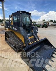 John Deere 325G 小型装载机