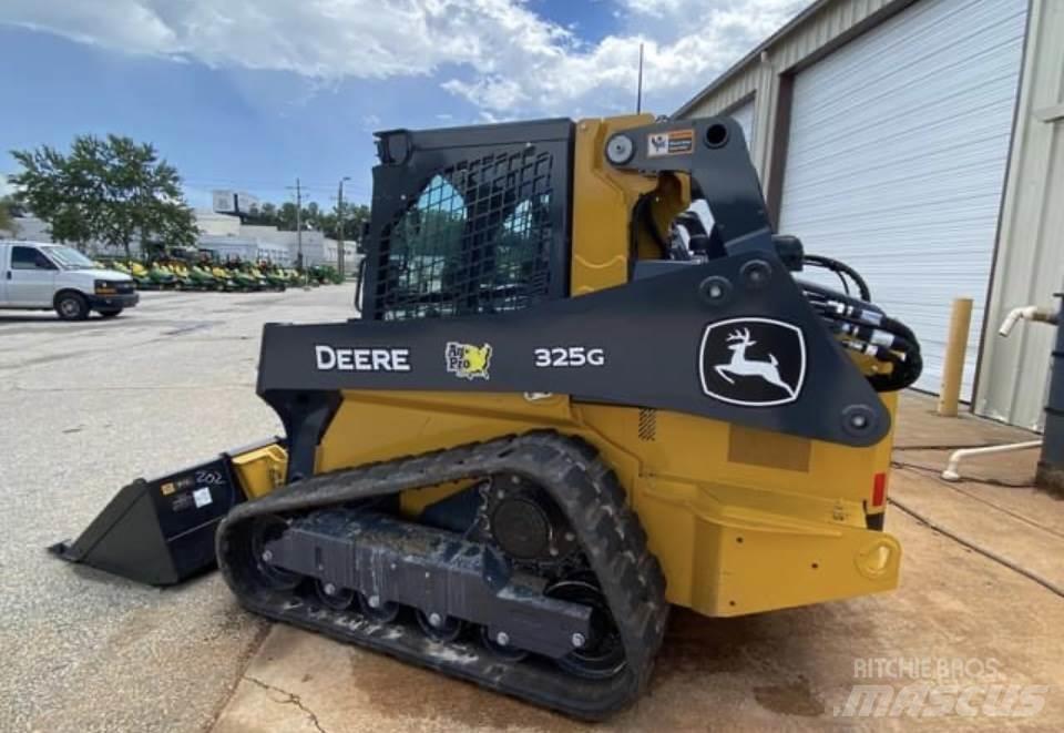 John Deere 325G 小型装载机