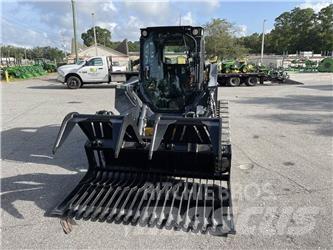 John Deere 325G 小型装载机