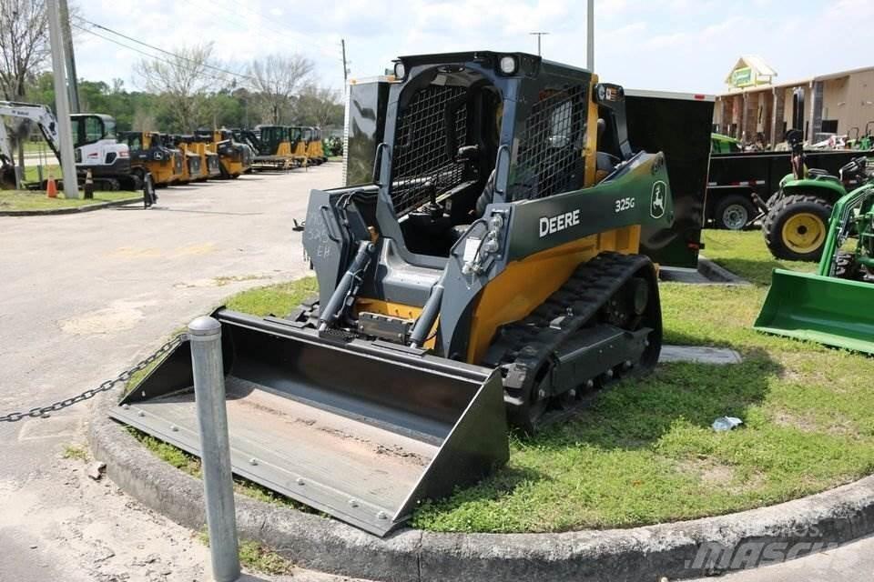 John Deere 325G 小型装载机