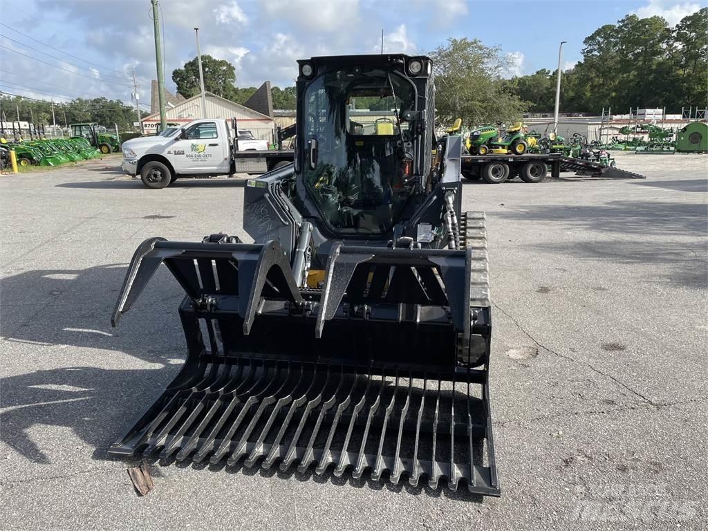 John Deere 325G 小型装载机