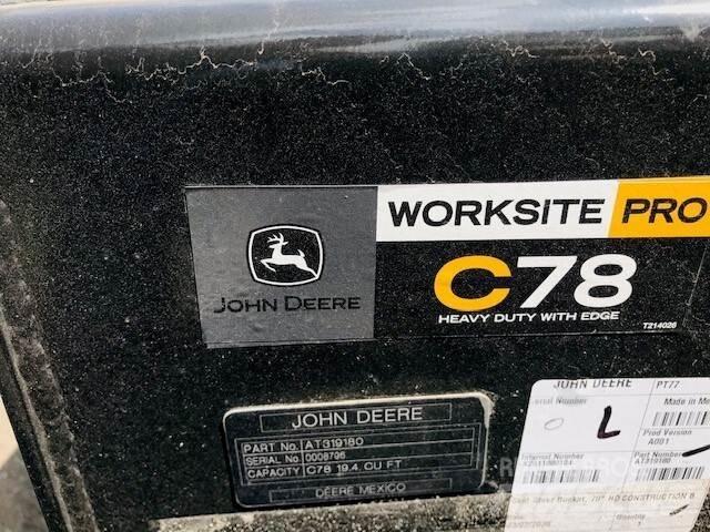 John Deere 325G 小型装载机