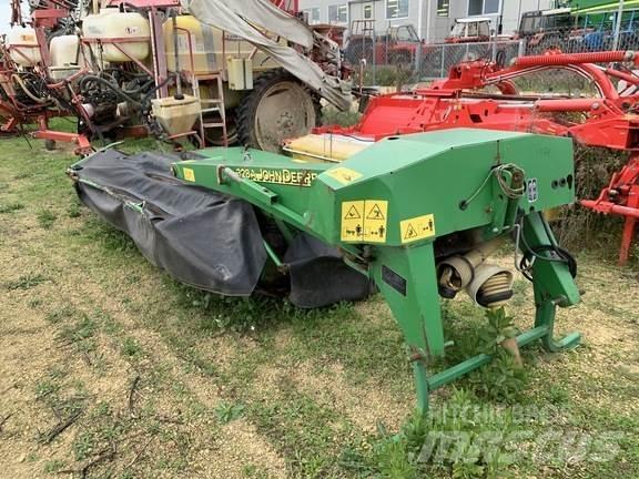 John Deere 328A 割草调节装置