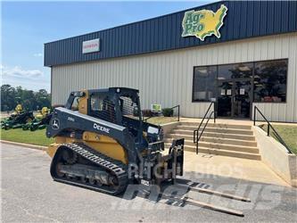 John Deere 331G 小型装载机