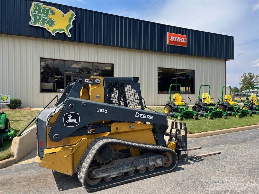 John Deere 331G 小型装载机