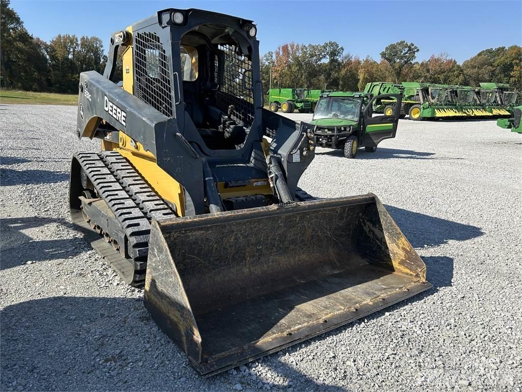 John Deere 331G 小型装载机