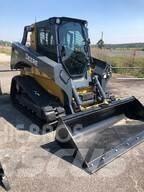 John Deere 331G 小型装载机