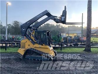 John Deere 331G 小型装载机