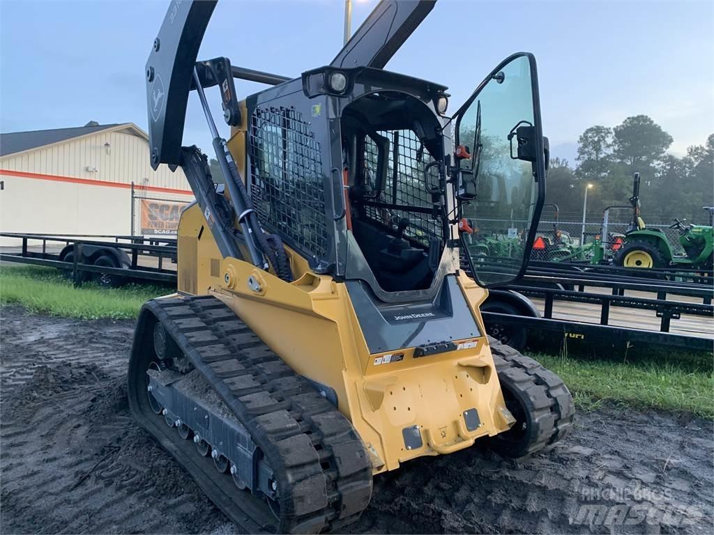John Deere 331G 小型装载机