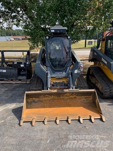 John Deere 333G 小型装载机