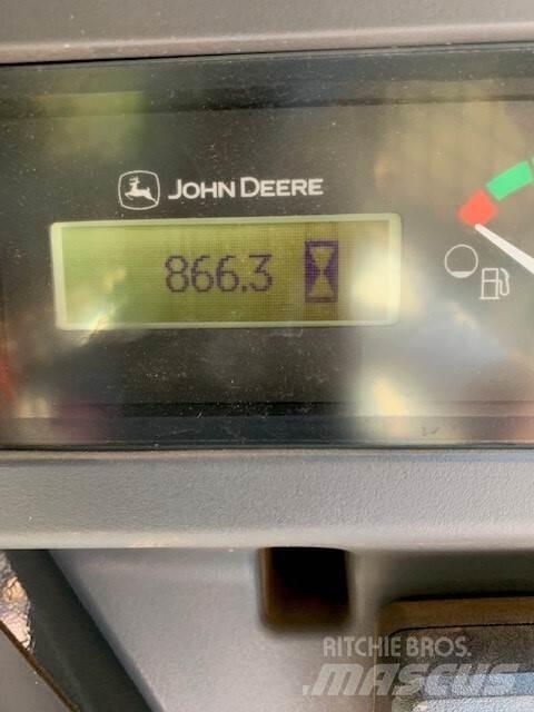 John Deere 333G 小型装载机