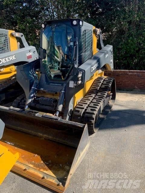 John Deere 333G 小型装载机