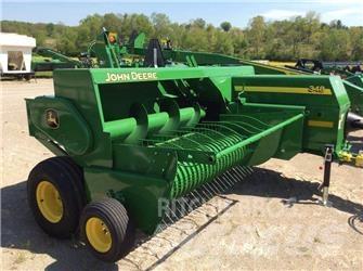 John Deere 348 方捆打捆机