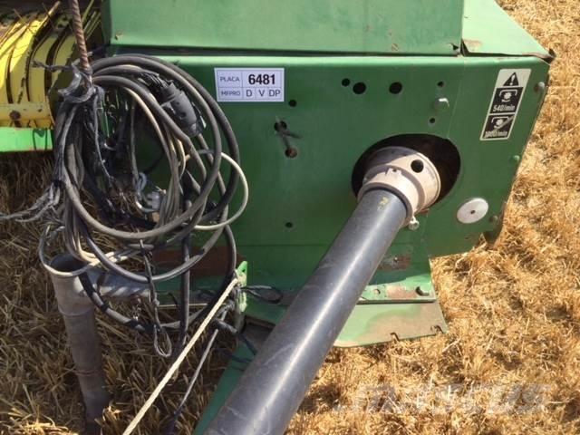 John Deere 349 方捆打捆机