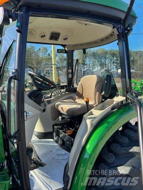 John Deere 4044R 拖拉机/农用车