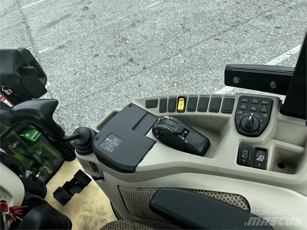 John Deere 4066R 拖拉机/农用车