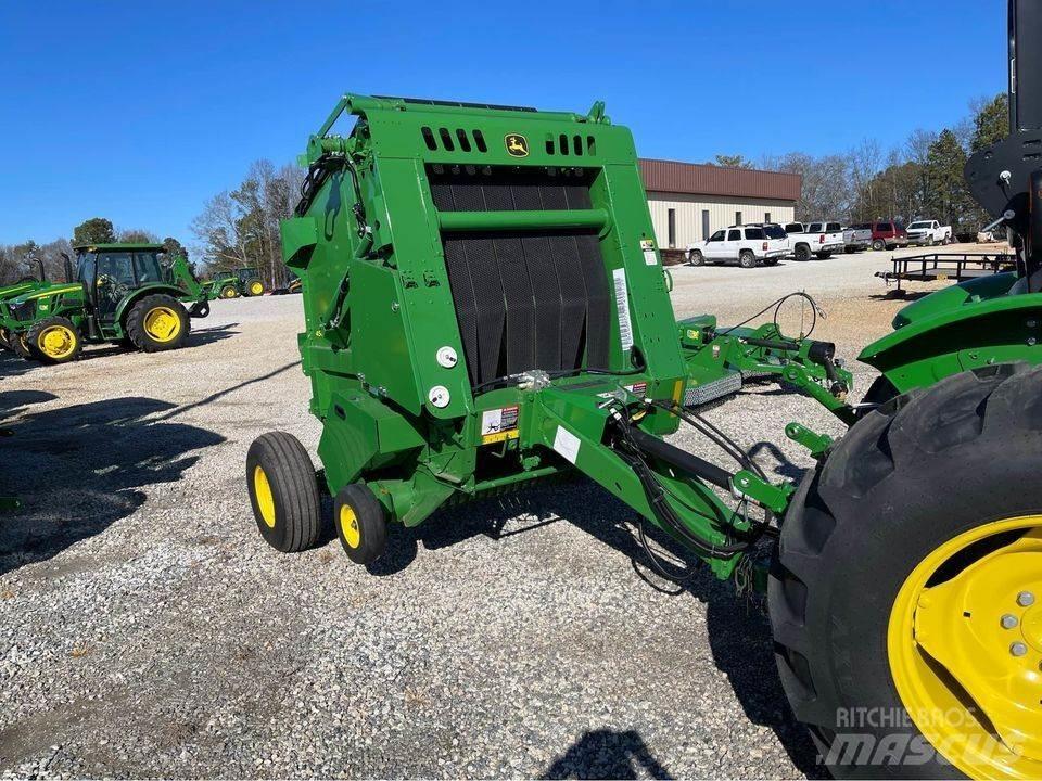 John Deere 450E 圆捆打捆机