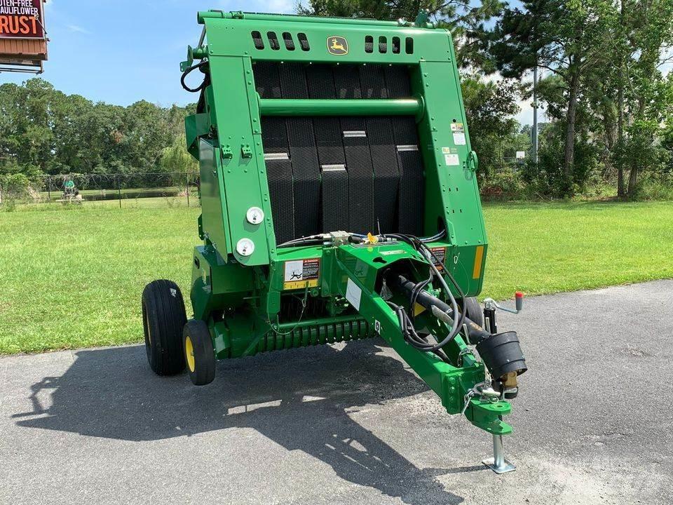 John Deere 450E 圆捆打捆机