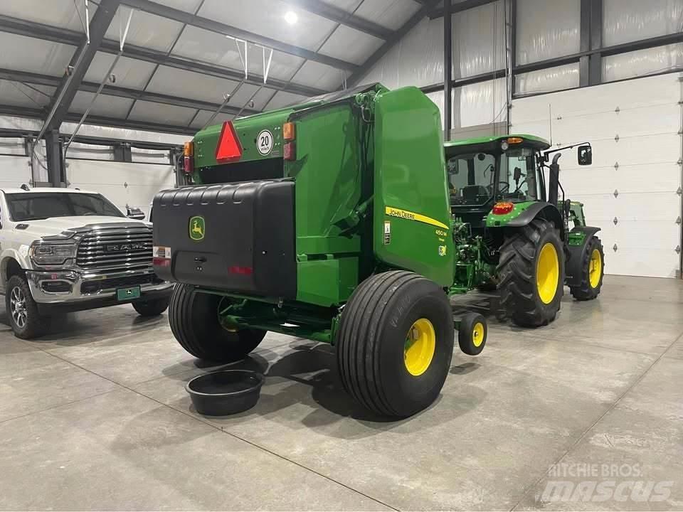John Deere 450M 圆捆打捆机