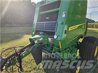 John Deere 451M 圆捆打捆机